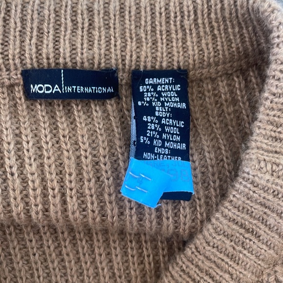 Moda International Sweater dress, knee length, size small - Picture 3 of 3